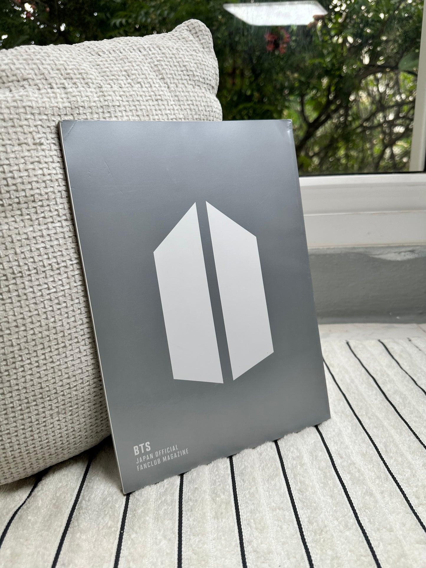 BTS Japan Official Fanclub Magazine Photobook | Pre-Owned